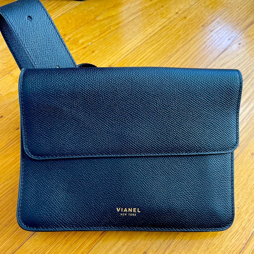 New never worn Vianel leather waist / belt bag